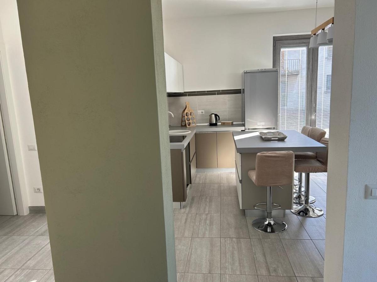 Apartamento Le Camelie Del Lario Grandate Exterior foto
